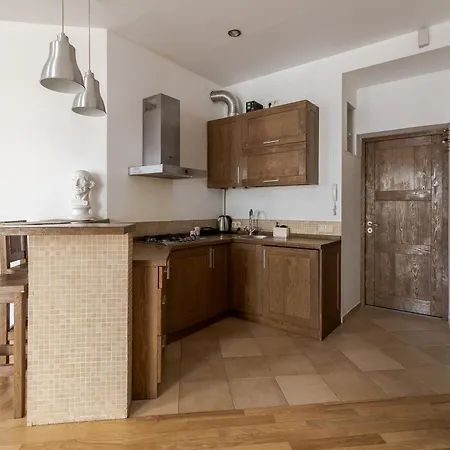 Apartment Rynok Square With Balcony *