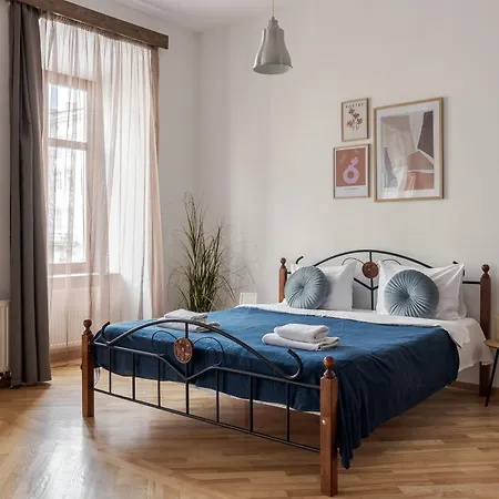 Rynok Square With Balcony Lviv